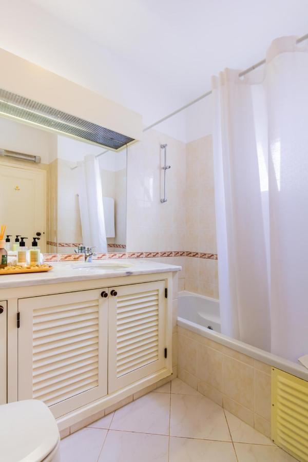 Albufeira Family Holidays With Pool View Exteriör bild